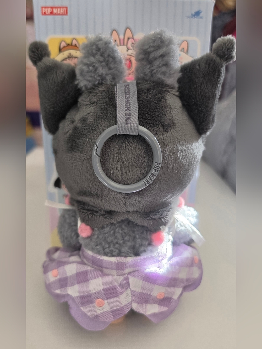 THE MONSTERS X Sanrio Characters Series Vinyl Plush Pendants "Kuromi" - Picture 8 of 12